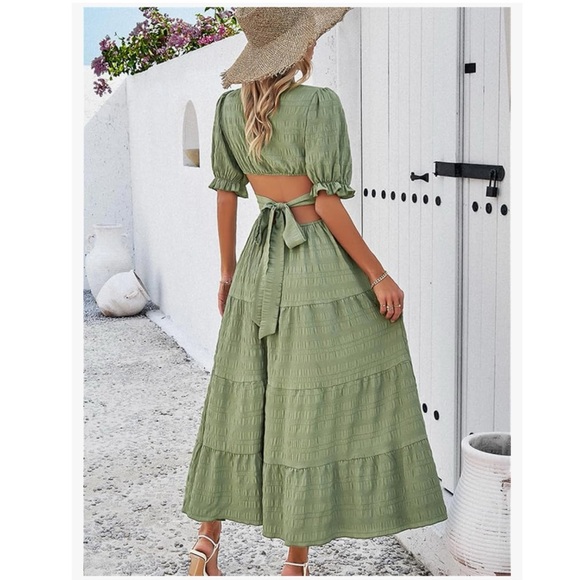 Anna-Casi California Flowy Green Maxi Dress - Picture 3 of 8